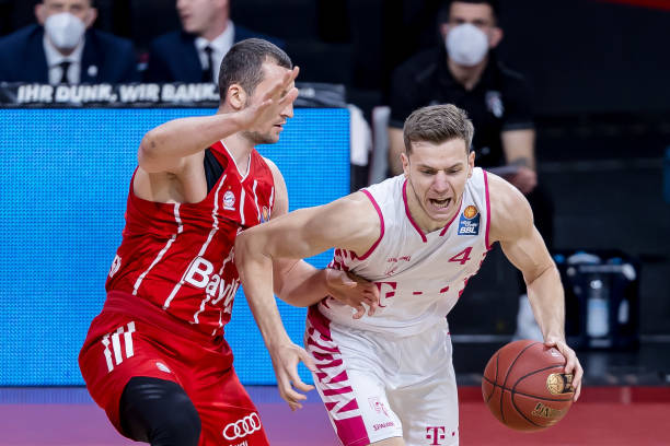 挥还是希金 挥还是希金