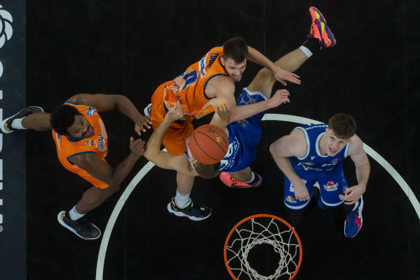 强者如云 强者如云